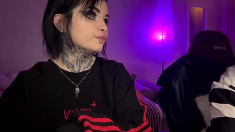 Snapshot of i_died_again chatting on 01.14.25 Asya  online show from 01.14.25