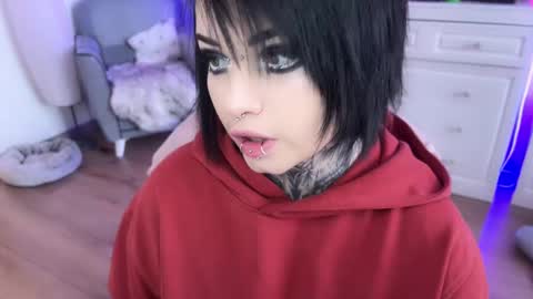 Snapshot of i_died_again chatting on 01.15.25 Asya  online show from 01.15.25