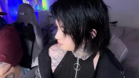 Snapshot of i_died_again chatting on 01.18.25 Asya  online show from 01.18.25