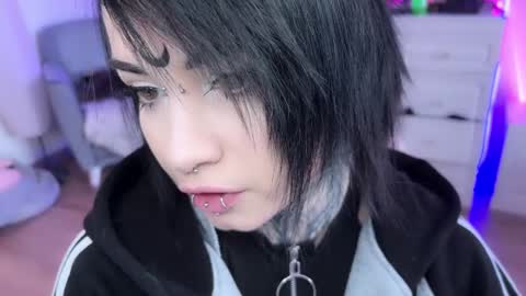 Snapshot of i_died_again chatting on 01.23.25 Asya  online show from 01.23.25