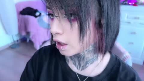 Snapshot of i_died_again chatting on 02.28.25 Asya  online show from 02.28.25