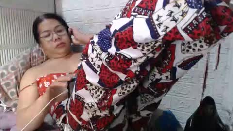 Snapshot of i_drain_u_bitch chatting on 10.09.25 jamaeca online show from 10.09.25