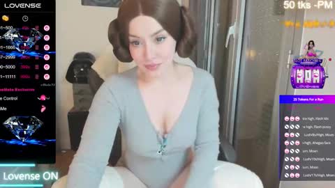 Olivia Alafolix- Fr--je parle fr -en online show from 11.03.25