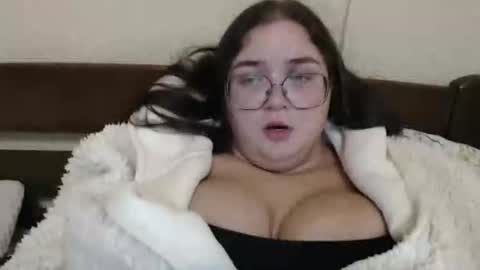 Snapshot of i_fucked_u_yesterday chatting on 10.04.25 Dominika online show from 10.04.25