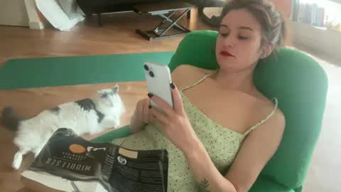 Olive online show from 09.08.25