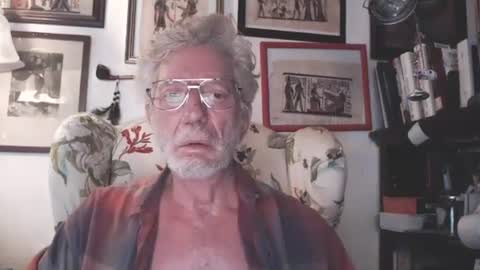 ImYourBitch online show from 01.30.25