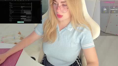 HiI am  EvaPVT is open  online show from 10.11.25