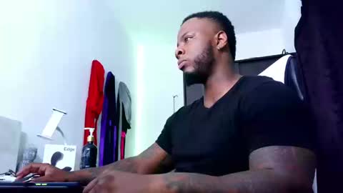 Mr H Independent model online show from 09.20.25