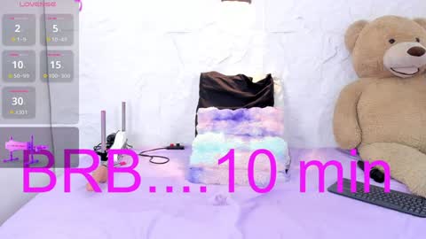 Snapshot of iam_lilo chatting on 12.31.24 iam_lilo online show from 12.31.24