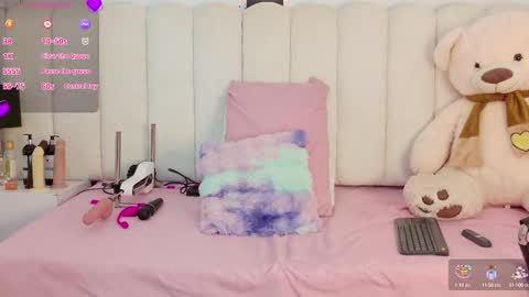 Snapshot of iam_lilo chatting on 09.14.25 iam_lilo online show from 09.14.25