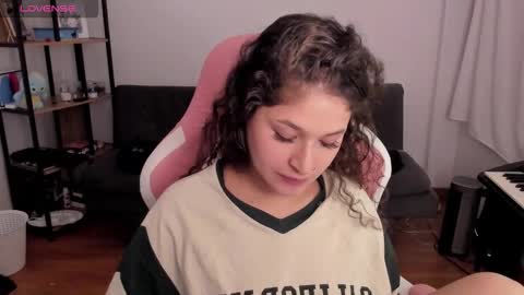 On instagram Imm  NikkiHelp me reach 100 likes online show from 12.04.25