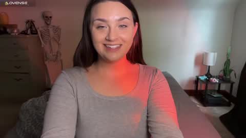 Snapshot of iamcrystalann chatting on 01.11.25 Crystal online show from 01.11.25