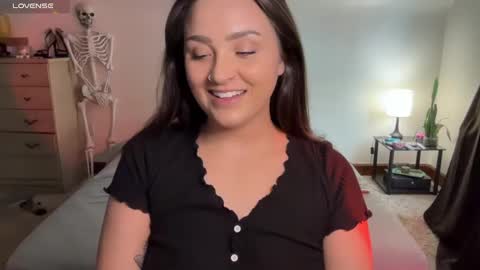 Snapshot of iamcrystalann chatting on 01.14.25 Crystal online show from 01.14.25