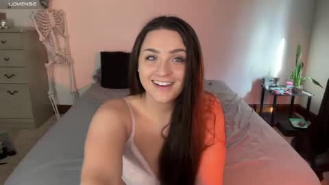 Snapshot of iamcrystalann chatting on 02.04.25 Crystal online show from 02.04.25