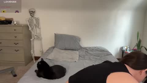 Snapshot of iamcrystalann chatting on 02.18.25 Crystal online show from 02.18.25