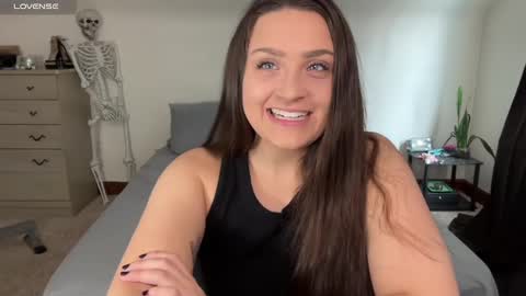 Snapshot of iamcrystalann chatting on 02.19.25 Crystal online show from 02.19.25