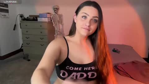 Snapshot of iamcrystalann chatting on 02.23.25 Crystal online show from 02.23.25