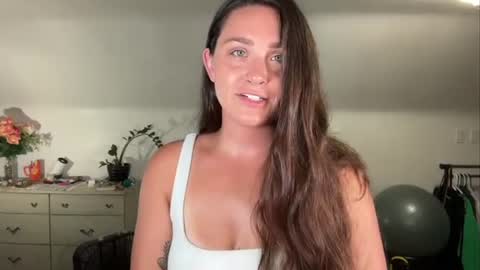 Snapshot of iamcrystalann chatting on 06.30.26 Crystal online show from 06.30.26