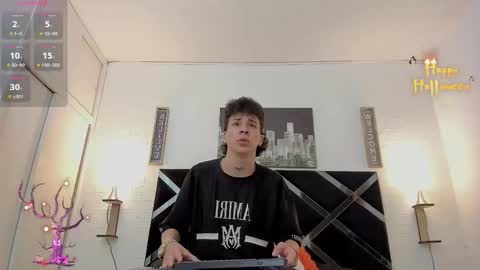 Snapshot of iamduque chatting on 10.17.25 Iam Joseant online show from 10.17.25