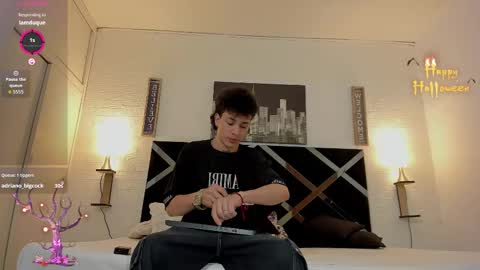 Snapshot of iamduque chatting on 10.23.25 Iam Joseant online show from 10.23.25