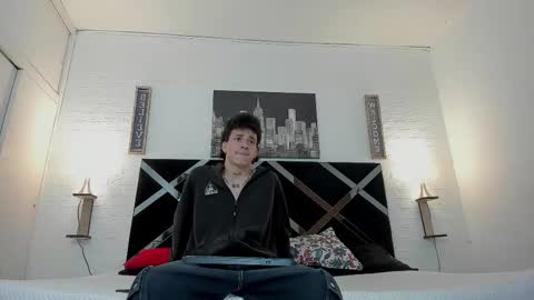 Snapshot of iamduque chatting on 11.05.25 Iam Joseant online show from 11.05.25