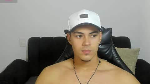 Dylan  independent model  online show from 04.05.26