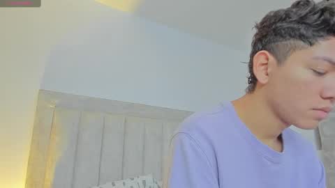 Juliiiiian online show from 03.12.25