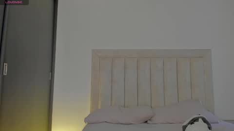 Juliiiiian online show from 12.03.25