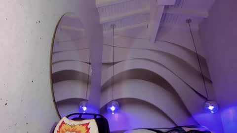 Snapshot of iamnayuta chatting on 01.12.25 Nayuta online show from 01.12.25