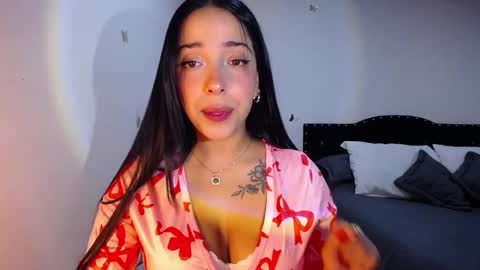 Snapshot of iamroxanne chatting on 09.12.25 Camila online show from 09.12.25