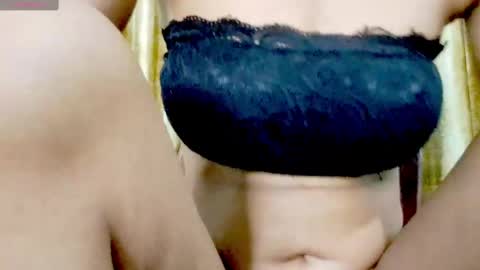 Snapshot of iamsomeone1234 chatting on 03.11.25 Iamnidhicam online show from 03.11.25