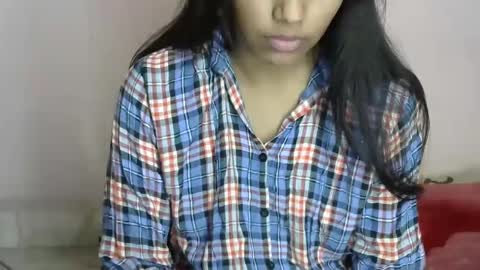 iamHotTaara online show from 12.26.24