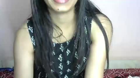 iamHotTaara online show from 01.07.25