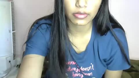 iamHotTaara online show from 01.10.25
