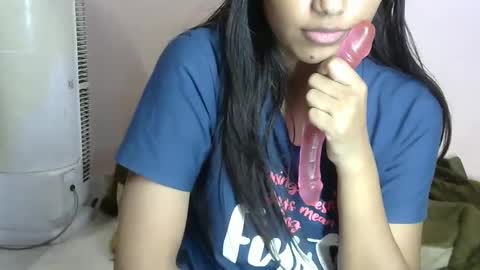 iamHotTaara online show from 01.10.25