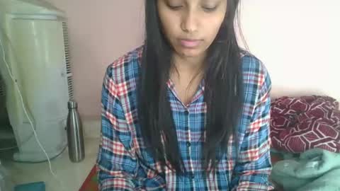 iamHotTaara online show from 01.11.25