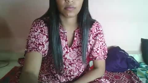 iamHotTaara online show from 01.18.25