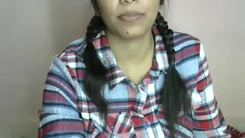 iamHotTaara online show from 01.23.25