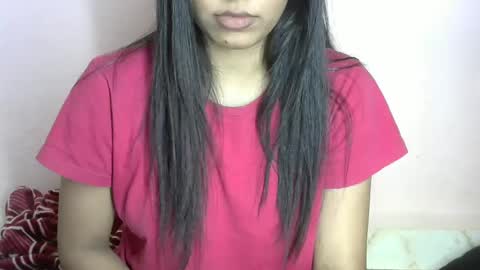 iamHotTaara online show from 01.26.25