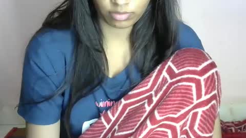 iamHotTaara online show from 01.29.25