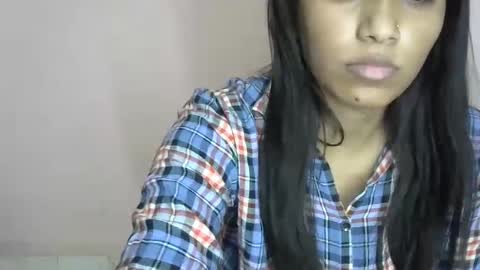 iamHotTaara online show from 02.28.25
