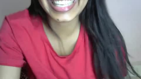 iamHotTaara online show from 03.02.25