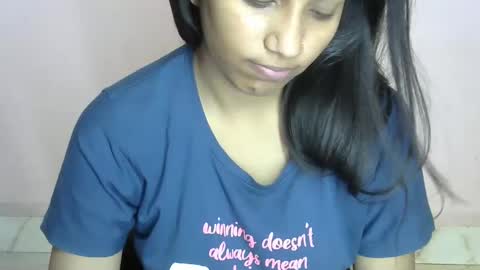 iamHotTaara online show from 03.08.25