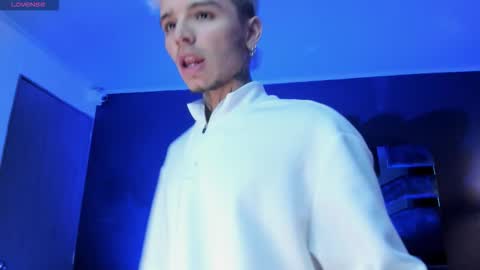 IAN CASTILLO online show from 02.13.26