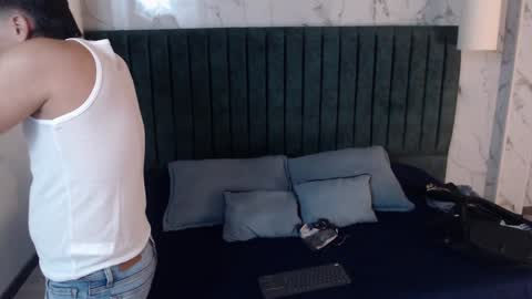 Ian Davis online show from 01.18.25