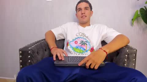 Ian online show from 03.01.25