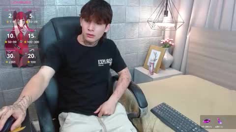 Snapshot of iancute_ chatting on 09.16.25 ian online show from 09.16.25