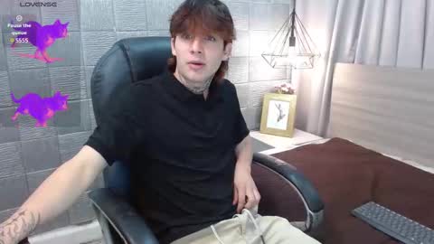 Snapshot of iancute_ chatting on 09.30.25 ian online show from 09.30.25