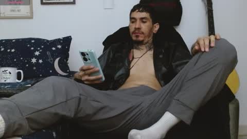 Snapshot of iandoherty chatting on 10.14.25 Ian Doherty online show from 10.14.25