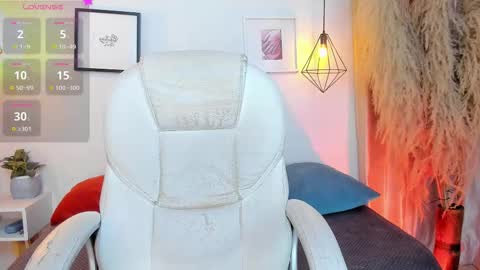 ian  online show from 10.02.25